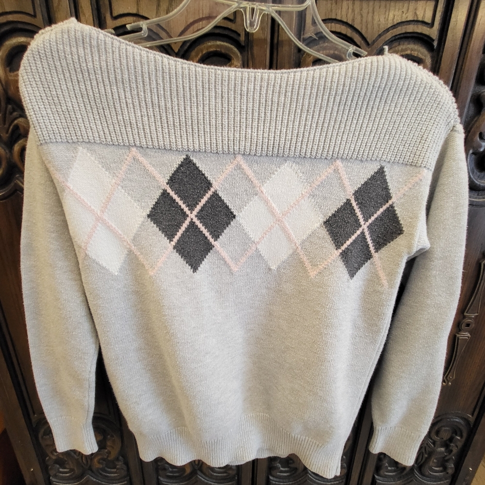 Gap gray argyle boatneck sweater womens size XS great condition